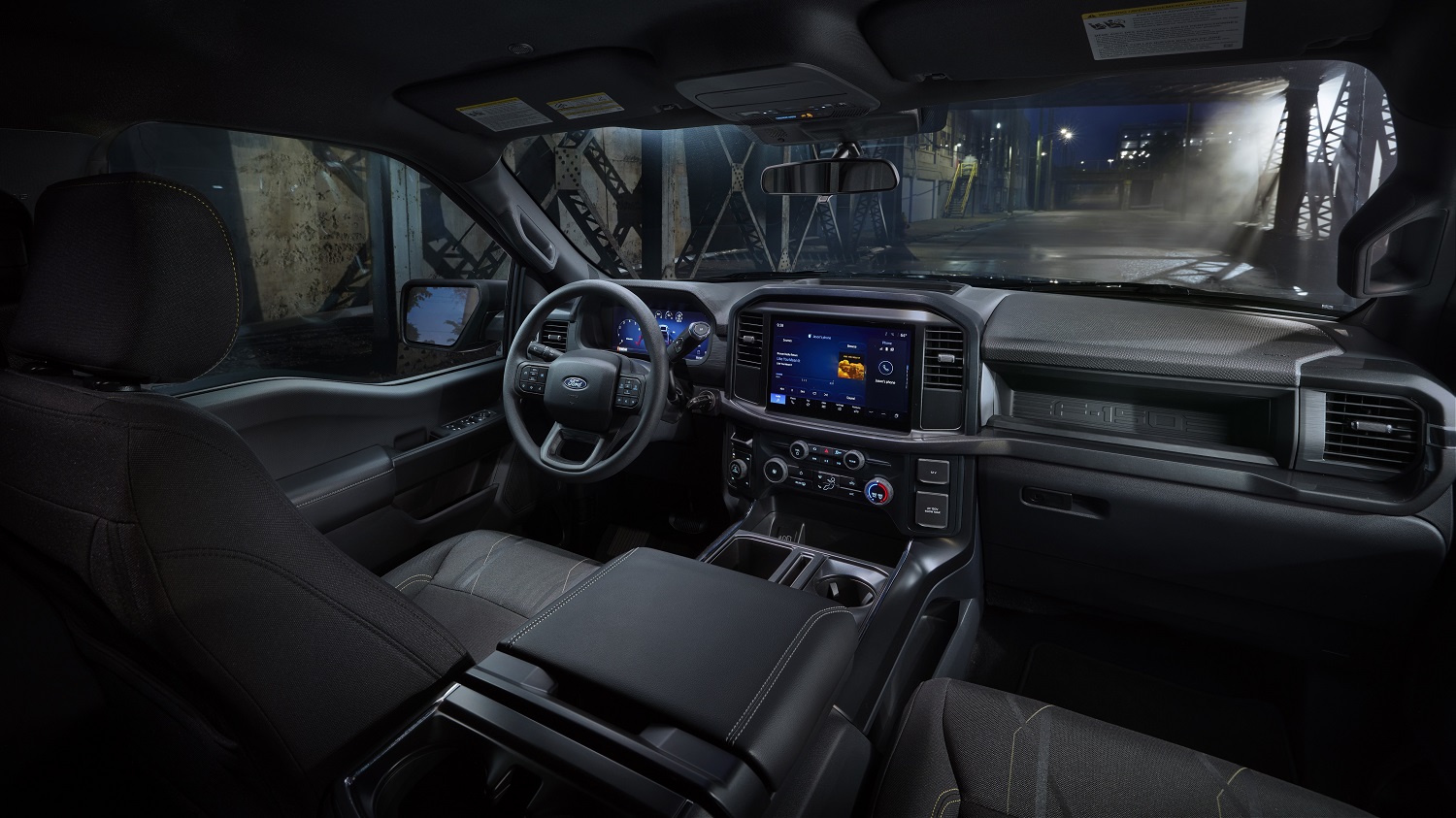 2025 Ford F-150 Lobo interior