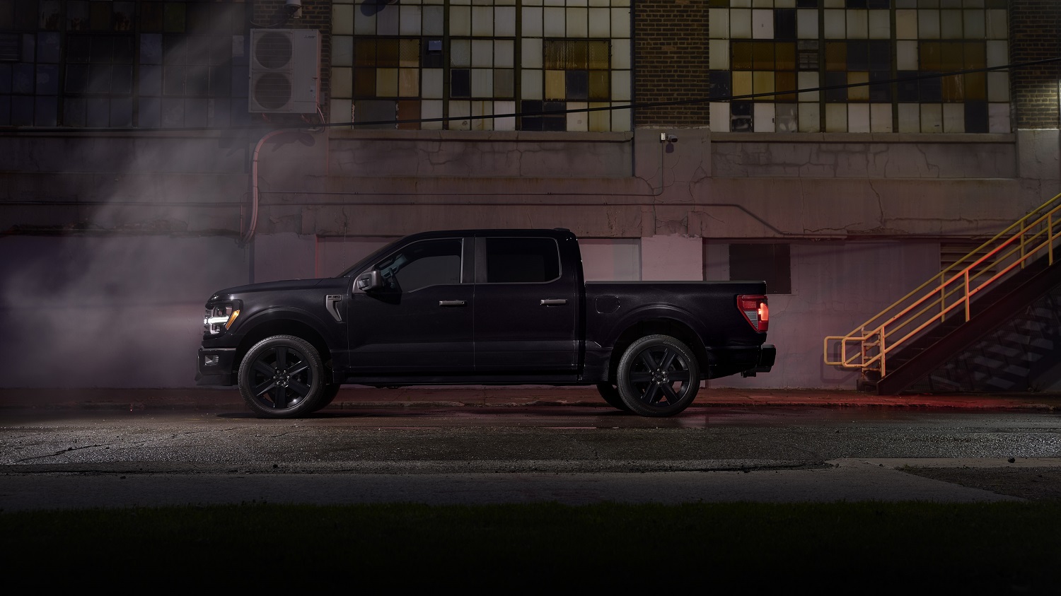 2025 Ford F-150 Lobo profile shot