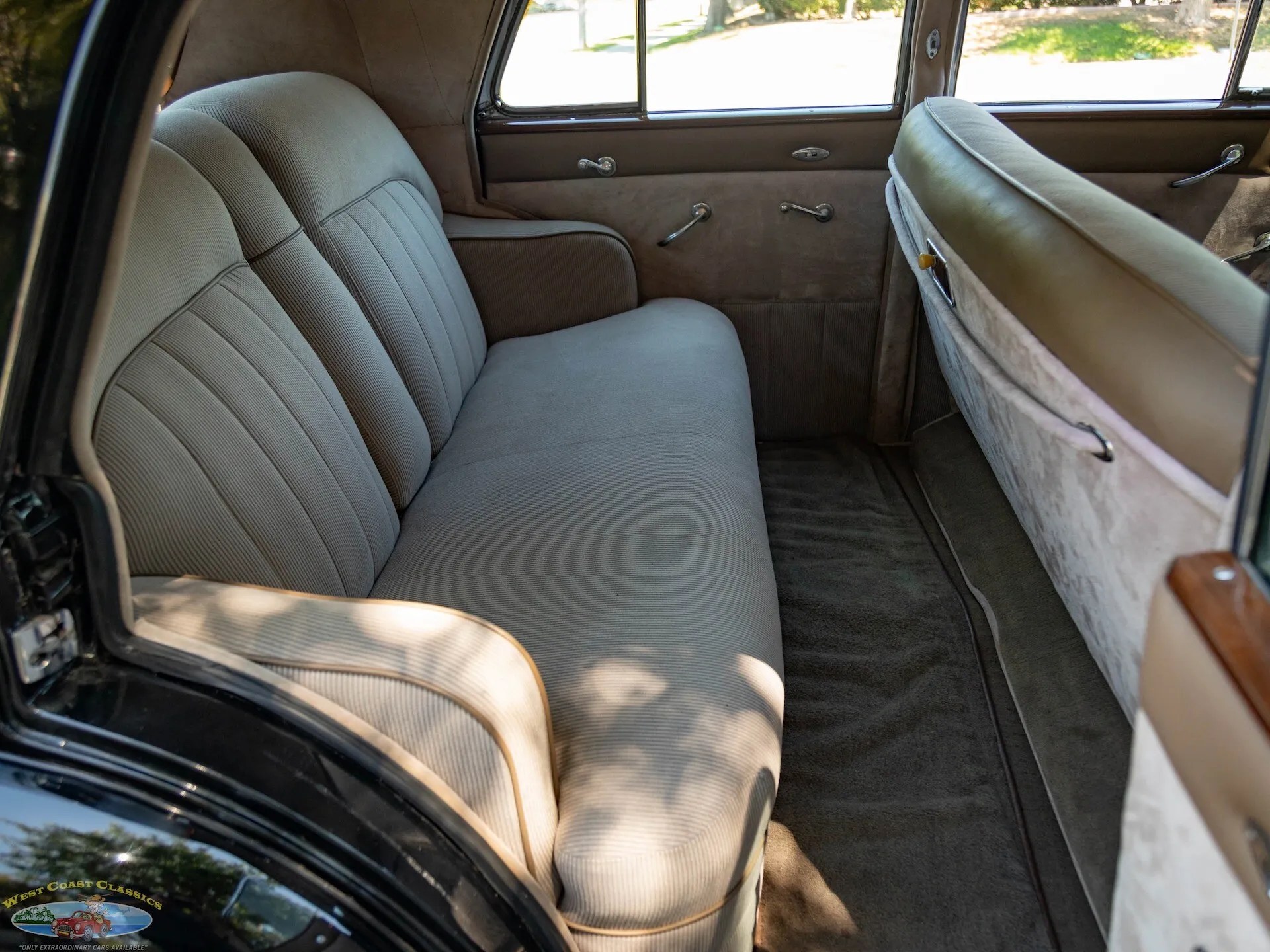 1939 Cadillac Series 60 Special sedan rear seat