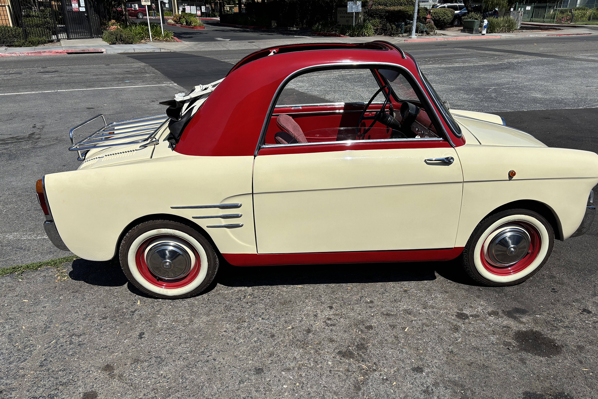 1958 Autobianchi Bianchina Transformabile , cream and red, side view, top open