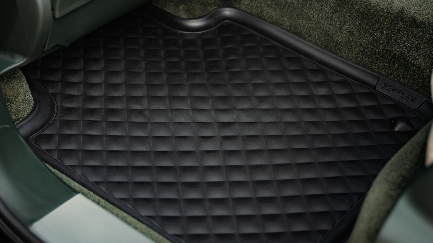 Bentley Pet Accessory Range